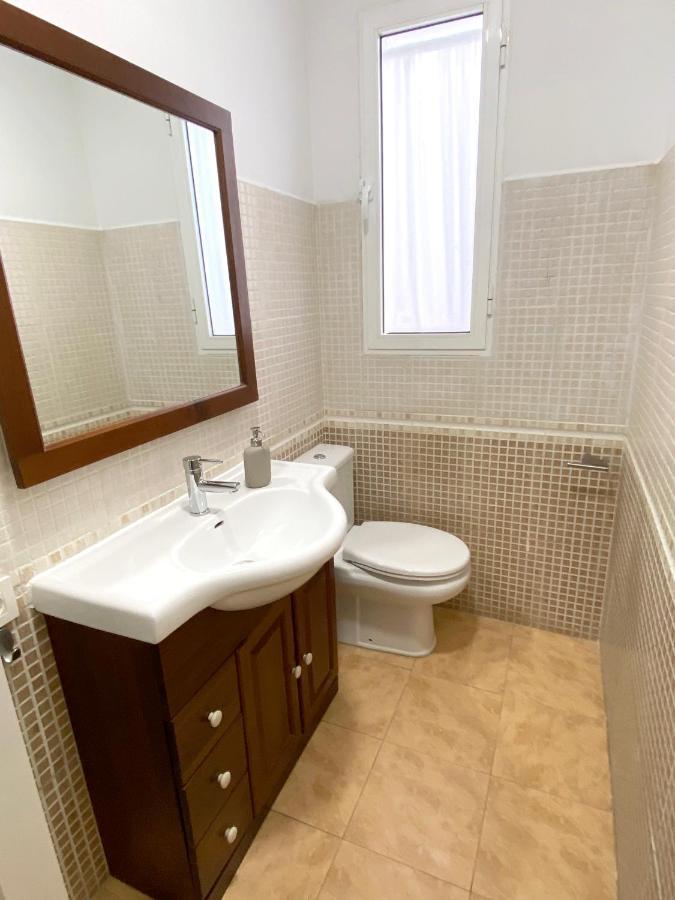 Apartamento La Merced Málaga Esterno foto